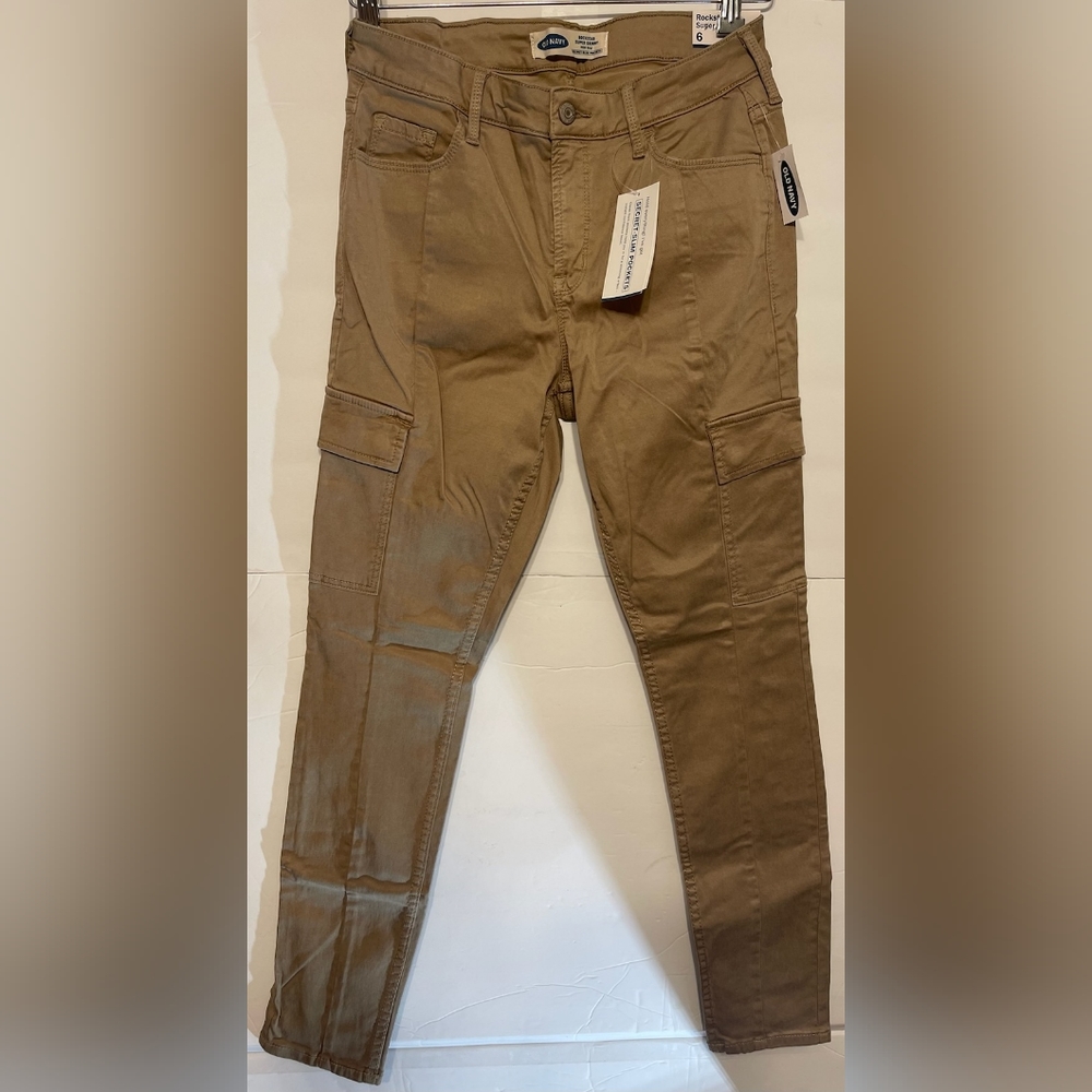 NWT Old Navy Rockstar Skinny High Rise Pants